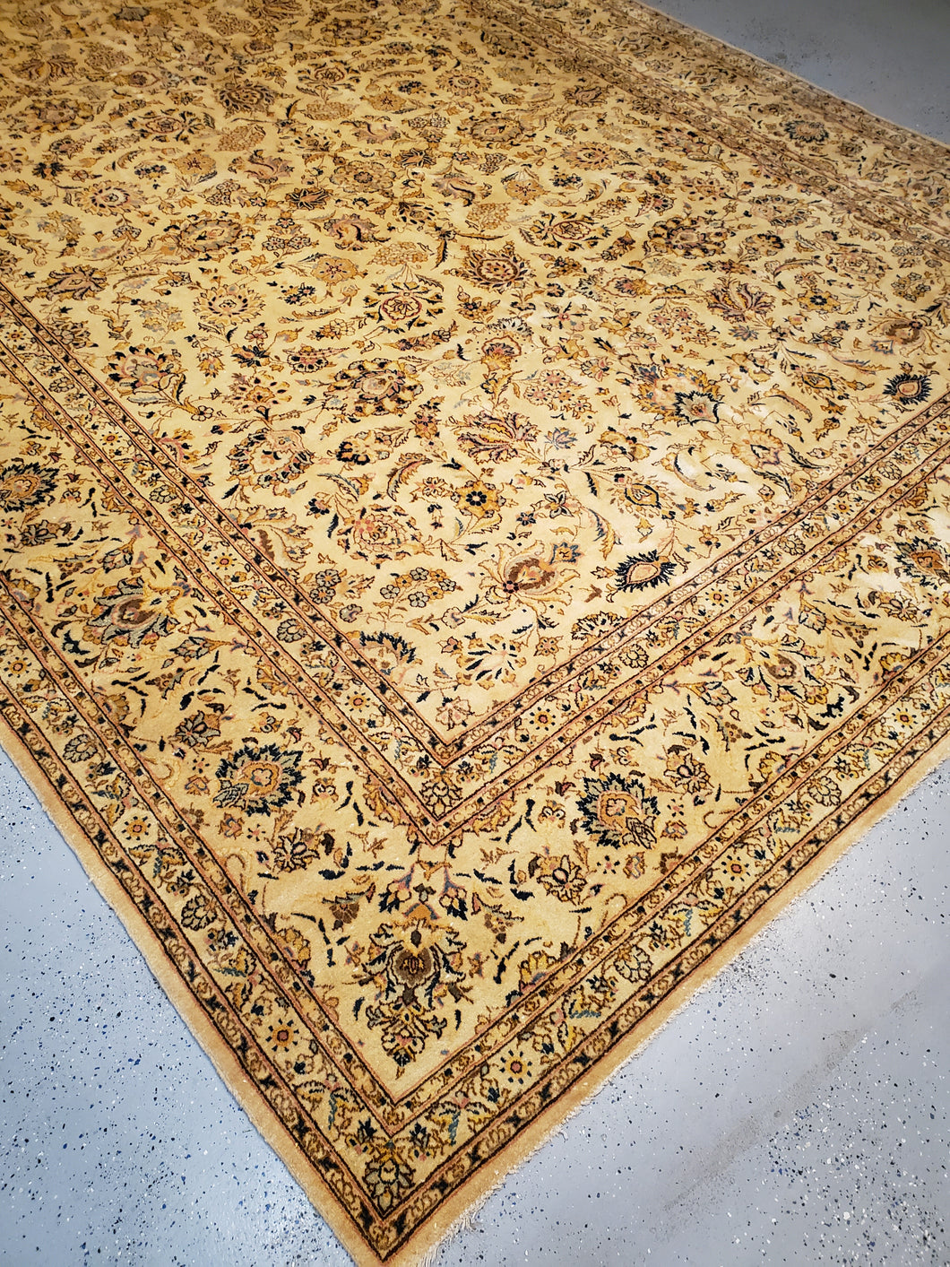 Best Handmade Persian Kashan Rug For Sale