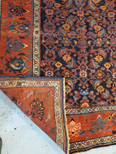 Load image into Gallery viewer,  Best Bidjar Rugs