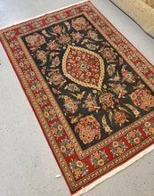 Load image into Gallery viewer, Hand-knotted Rug with white cotton fringe
