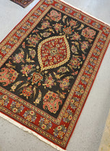 Load image into Gallery viewer, Handknotted Rug Iranian carpet