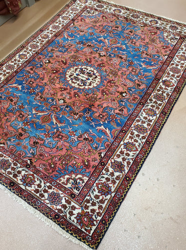 Persian Carpets and Rugs