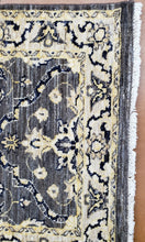 Load image into Gallery viewer, Persian Agra Rug