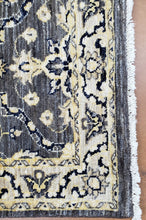 Load image into Gallery viewer, Persian Agra Rug
