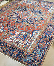 Load image into Gallery viewer, Persian Heriz Carpet, Antique Rugs and Carpets Circa 1930s